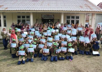 Pantai Karangria Manado Jadi Lokasi Gerakan Wisata Bersih Kementerian Pariwisata